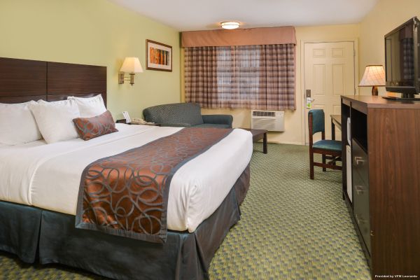 UNIVERSITY INN AND SUITES (Eugene)